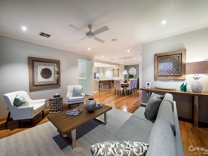 33 Nomad Drive, Clarkson WA 6030