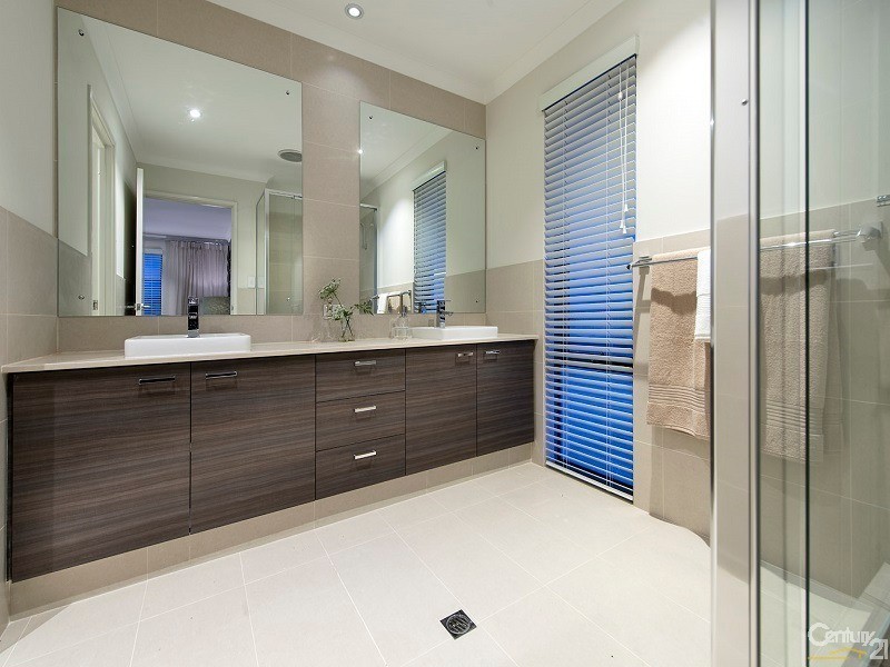 33 Nomad Drive, Clarkson WA 6030