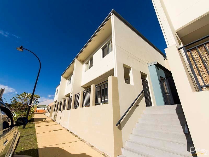 27/10 Pavonia Link, Clarkson WA 6030