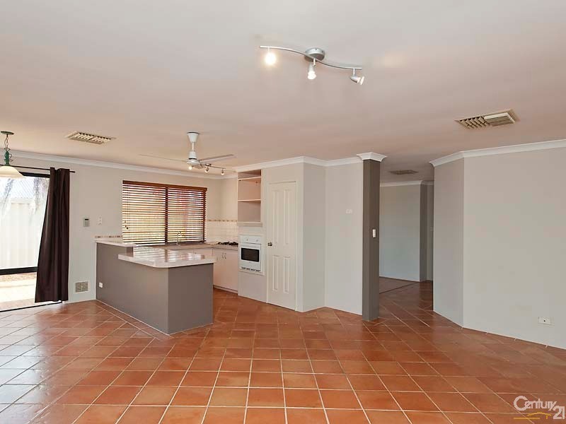 21 Longridge Rise, Quinns Rocks WA 6030