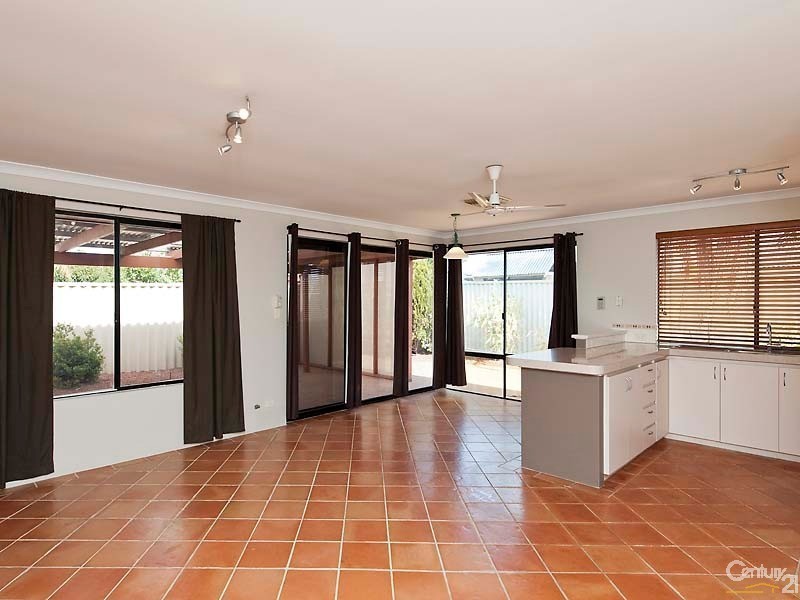 21 Longridge Rise, Quinns Rocks WA 6030