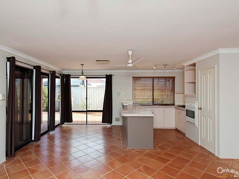 21 Longridge Rise, Quinns Rocks WA 6030