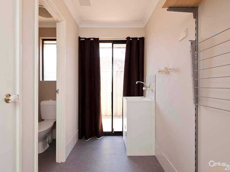 21 Longridge Rise, Quinns Rocks WA 6030