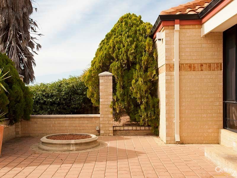 21 Longridge Rise, Quinns Rocks WA 6030
