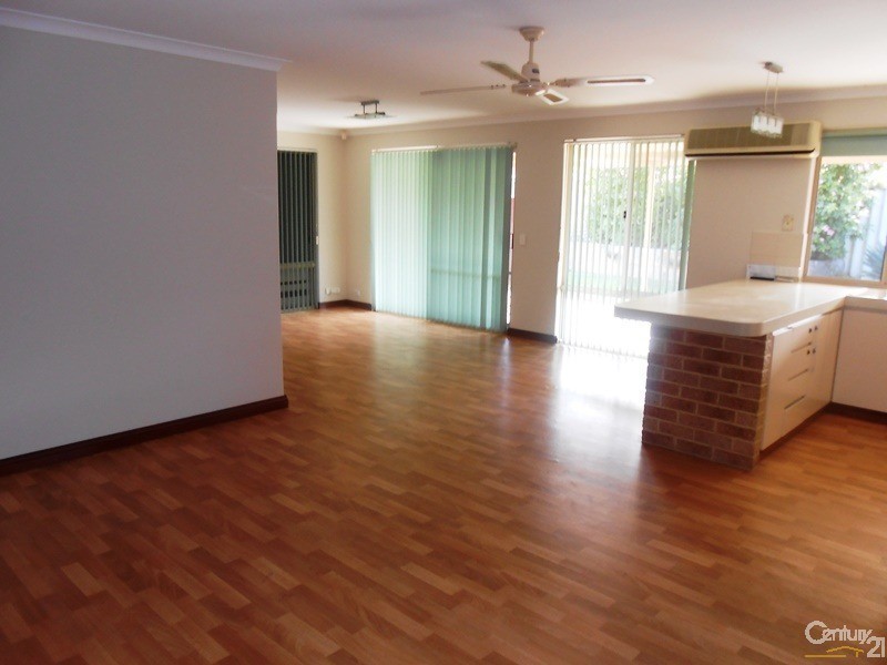 25 St Barnabas Boulevard, Quinns Rocks WA 6030
