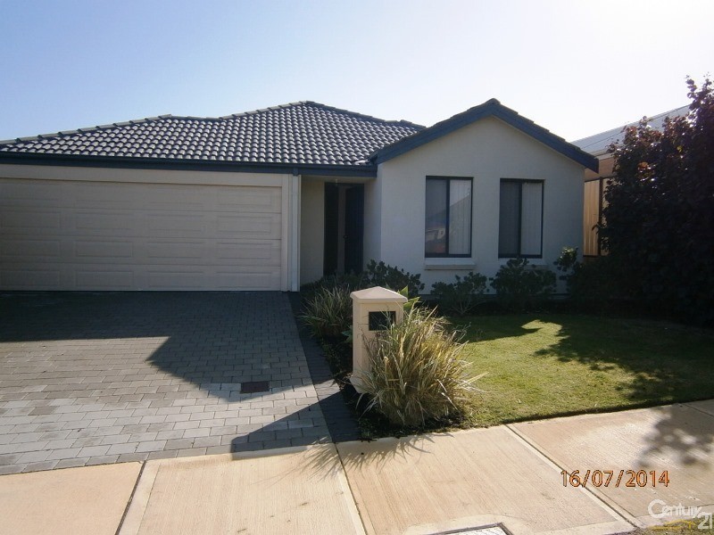 62 Somerly Drive, Clarkson WA 6030