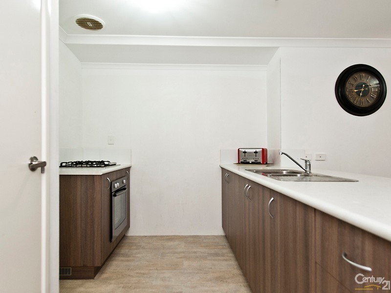 8  Headsail Brace, Alkimos WA 6038