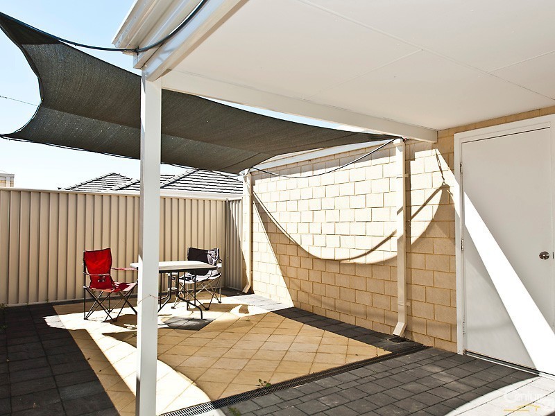 8  Headsail Brace, Alkimos WA 6038