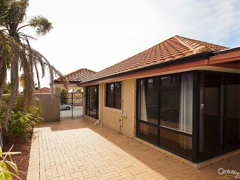 21 Longridge Rise, Quinns Rocks WA 6030