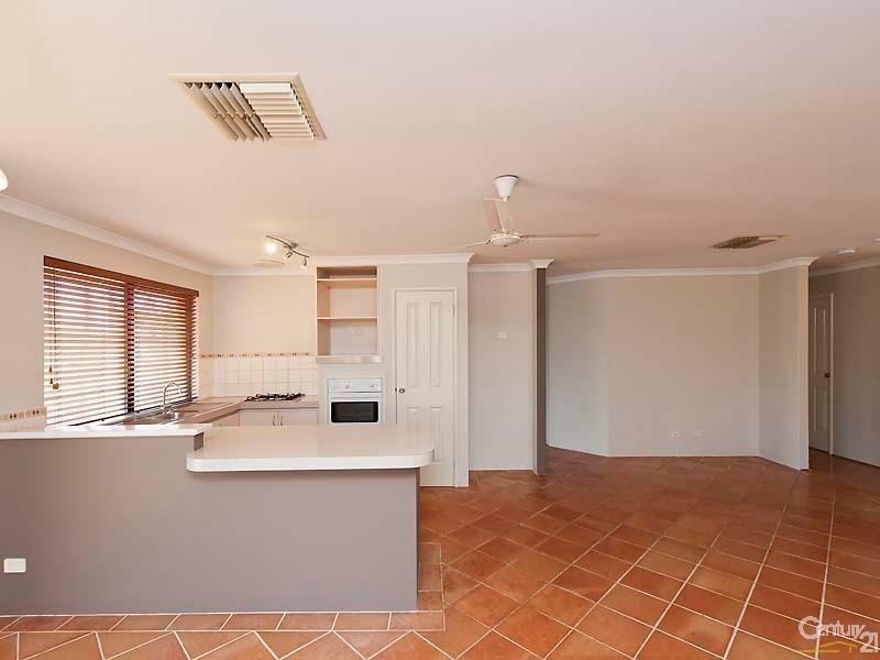 21 Longridge Rise, Quinns Rocks WA 6030