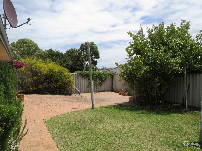 4 Rover Court, Quinns Rocks WA 6030