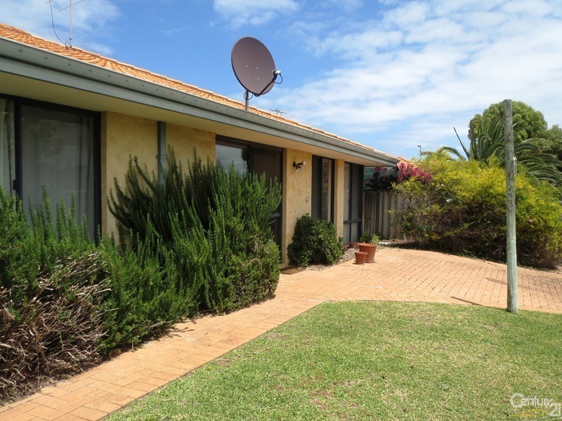 4 Rover Court, Quinns Rocks WA 6030