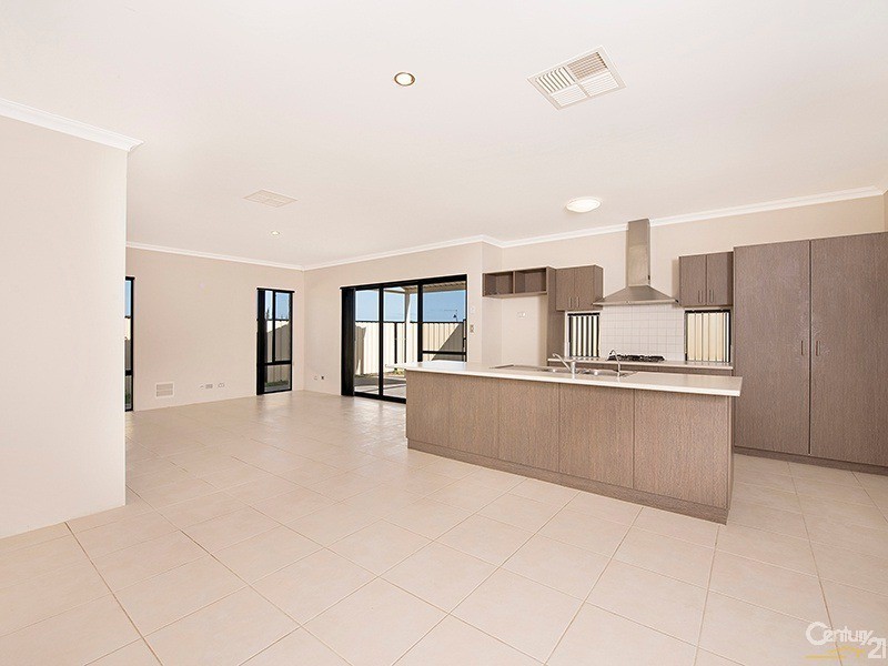 5A Ely Place, Clarkson WA 6030