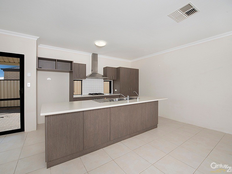 5A Ely Place, Clarkson WA 6030