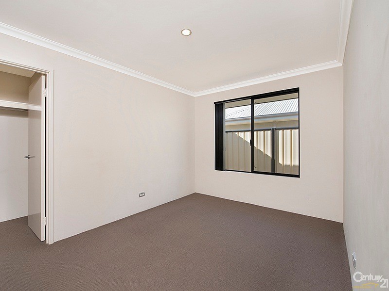 5A Ely Place, Clarkson WA 6030
