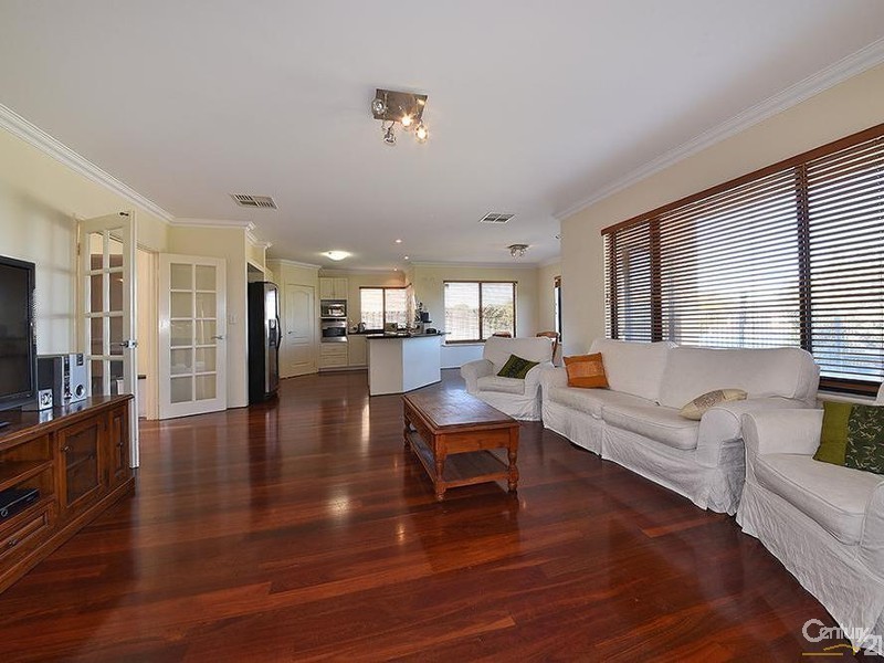19 Sierra Key, Mindarie WA 6030