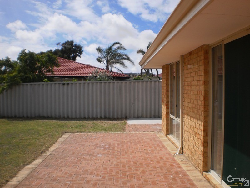16 McCoy Place, Quinns Rocks WA 6030