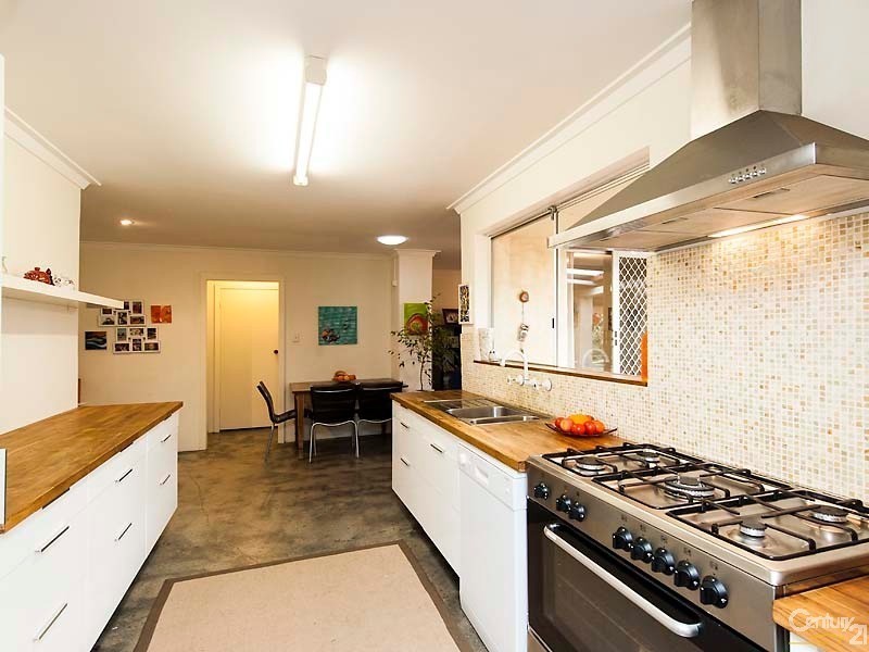 33 View Terrace, Quinns Rocks WA 6030