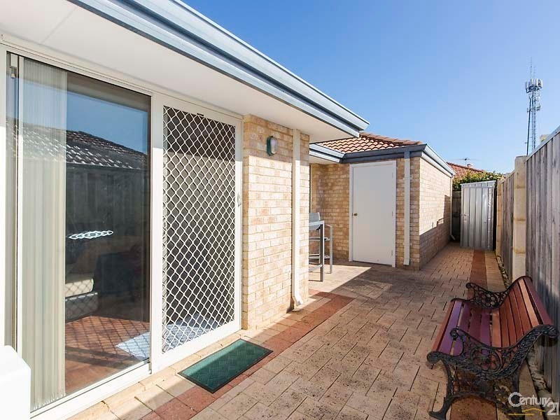 23 Grand Bank Parkway, Mindarie WA 6030