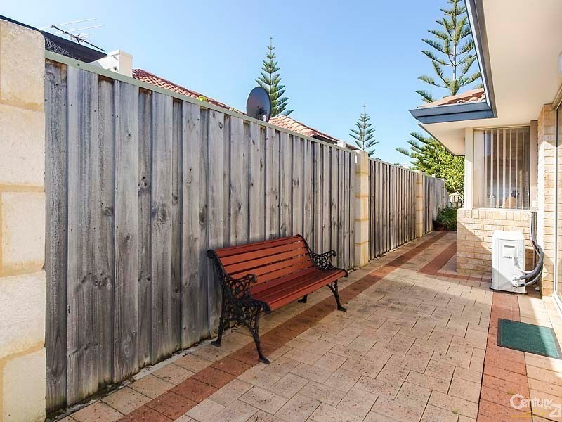 23 Grand Bank Parkway, Mindarie WA 6030