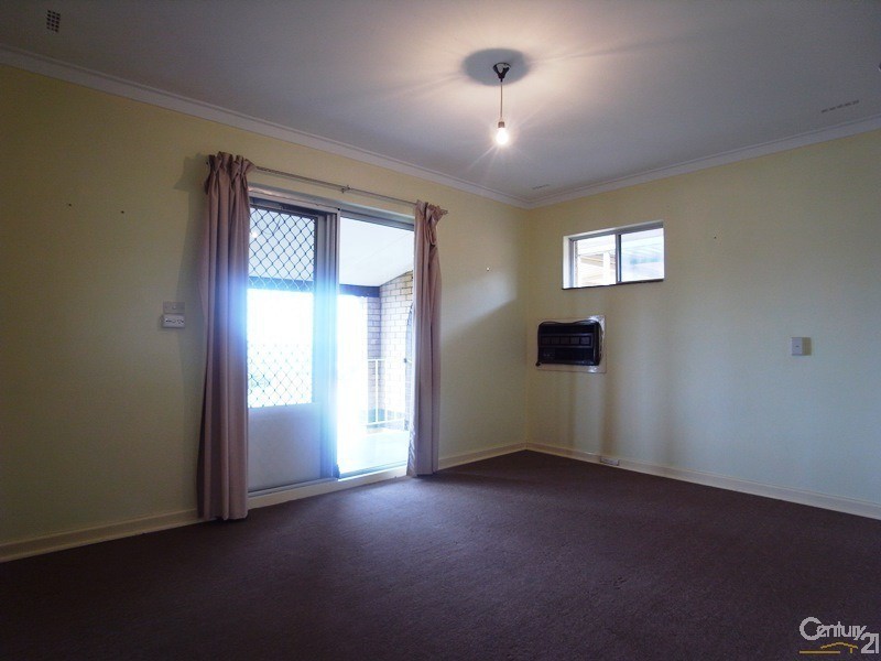 15 Ashley Avenue, Quinns Rocks WA 6030