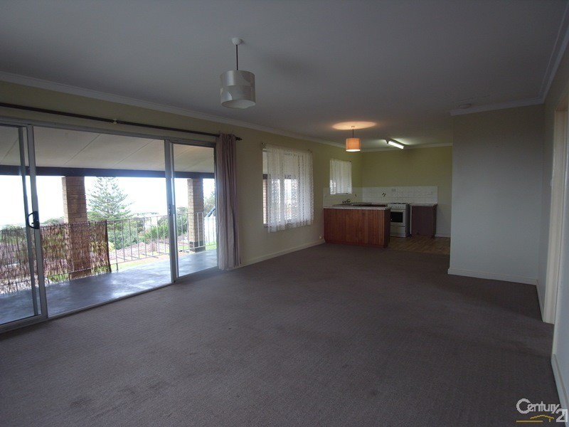 15 Ashley Avenue, Quinns Rocks WA 6030