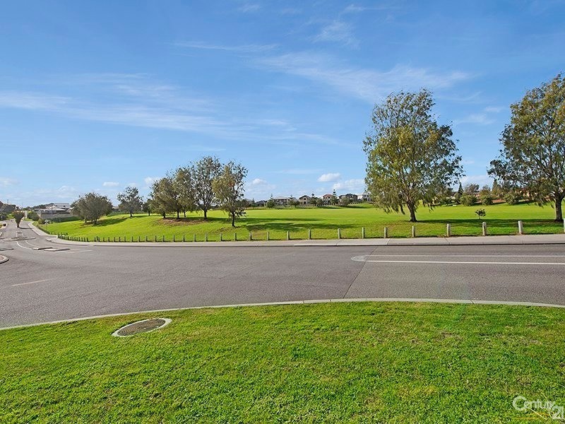 125 Tapping Way, Quinns Rocks WA 6030