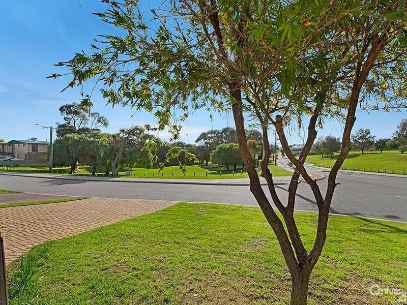 125 Tapping Way, Quinns Rocks WA 6030