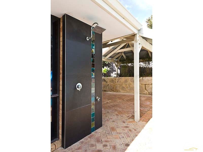 12 Inglis Court, Kingsley WA 6026