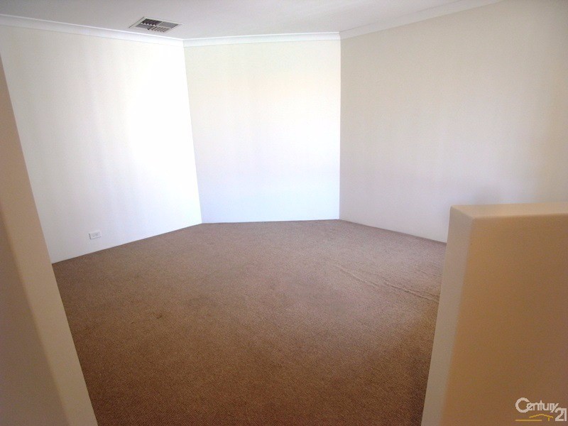 52  Wadhurst Road, Butler WA 6036