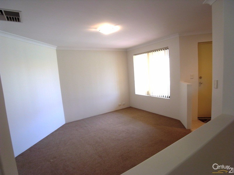 52  Wadhurst Road, Butler WA 6036