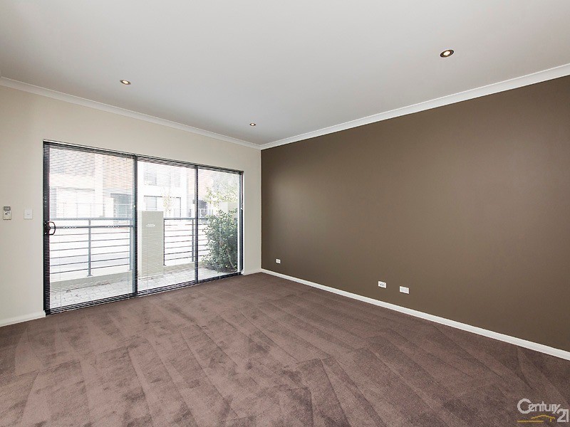 19 Metro Boulevard, Clarkson WA 6030