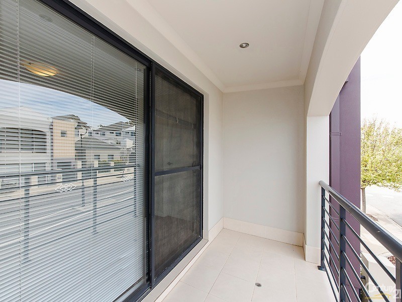 19 Metro Boulevard, Clarkson WA 6030