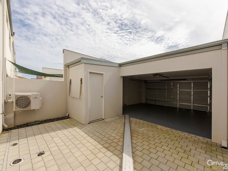 19 Metro Boulevard, Clarkson WA 6030