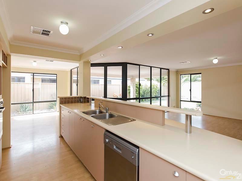 70 Belhaven Terrace, Quinns Rocks WA 6030