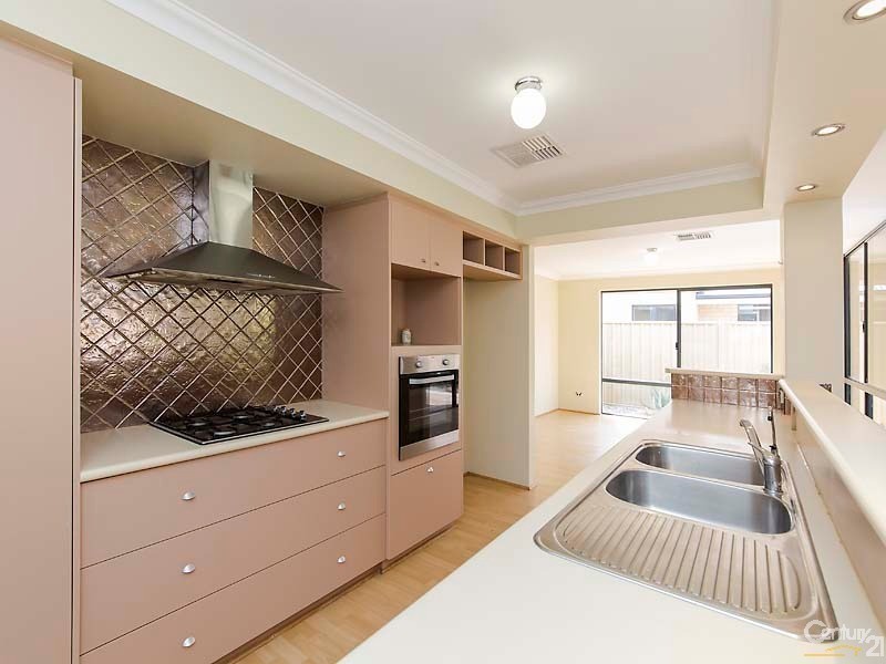 70 Belhaven Terrace, Quinns Rocks WA 6030