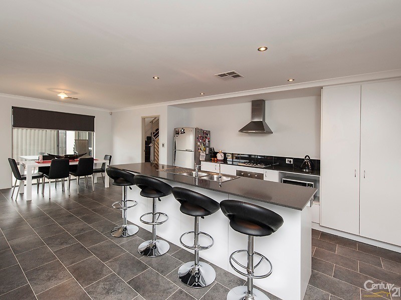 30 Callosa Crescent, Alkimos WA 6038