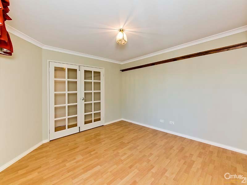 15  Carwoola Circle, Carramar WA 6031