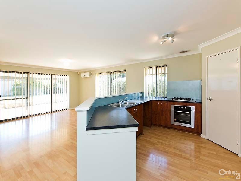 15  Carwoola Circle, Carramar WA 6031