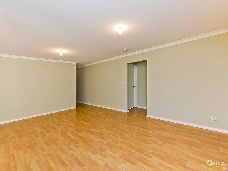 15  Carwoola Circle, Carramar WA 6031