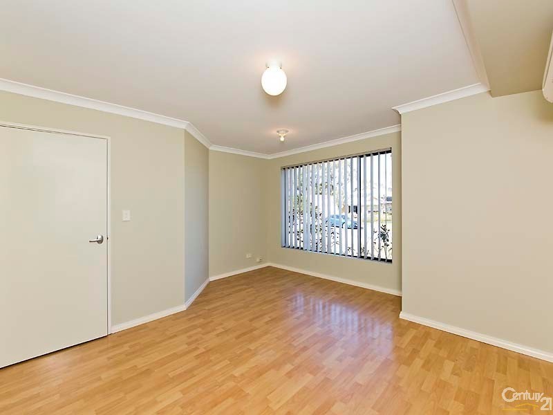 15  Carwoola Circle, Carramar WA 6031