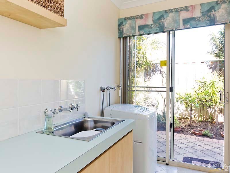 6 Andros Circuit, Mindarie WA 6030