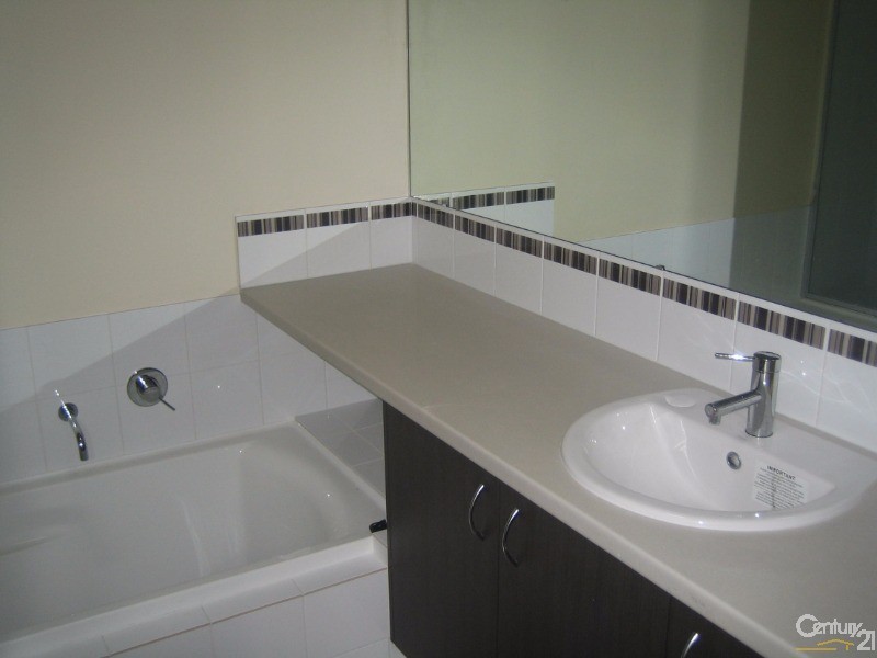 143b  Benenden Aveune, Butler WA 6036