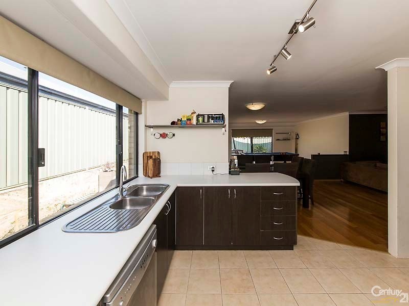 31 Olympus Loop, Merriwa WA 6030