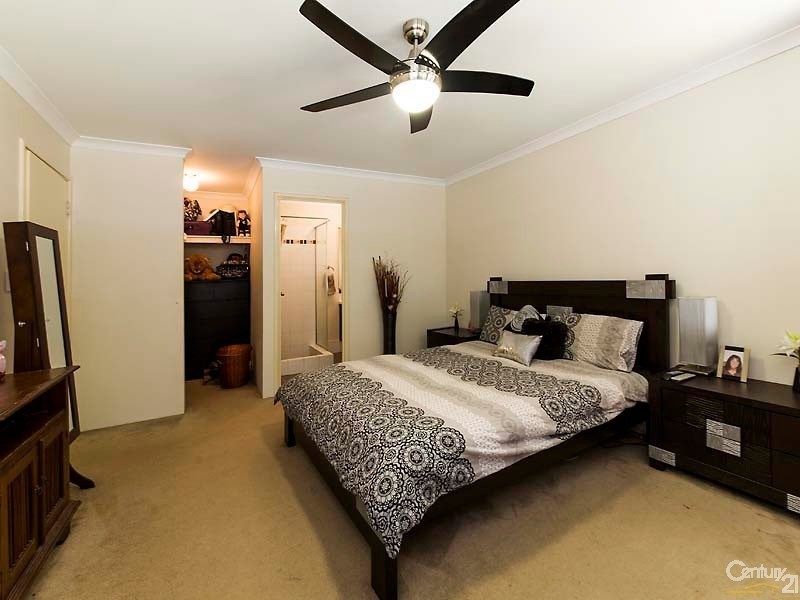 31 Olympus Loop, Merriwa WA 6030