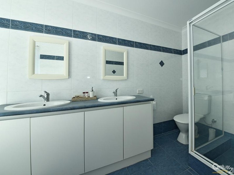 4 Samsun Way, Mindarie WA 6030