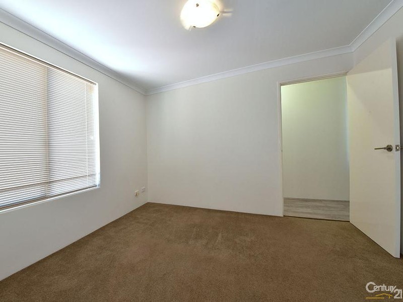 4 Samsun Way, Mindarie WA 6030