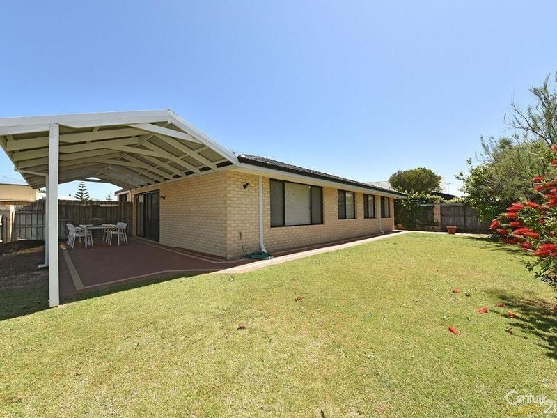 4 Samsun Way, Mindarie WA 6030