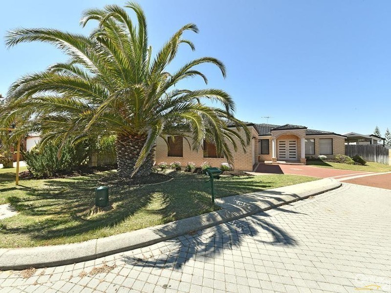4 Samsun Way, Mindarie WA 6030