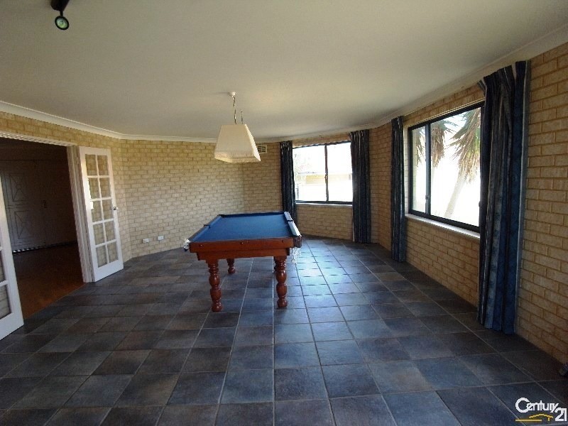 11 Caldera Close, Mindarie WA 6030